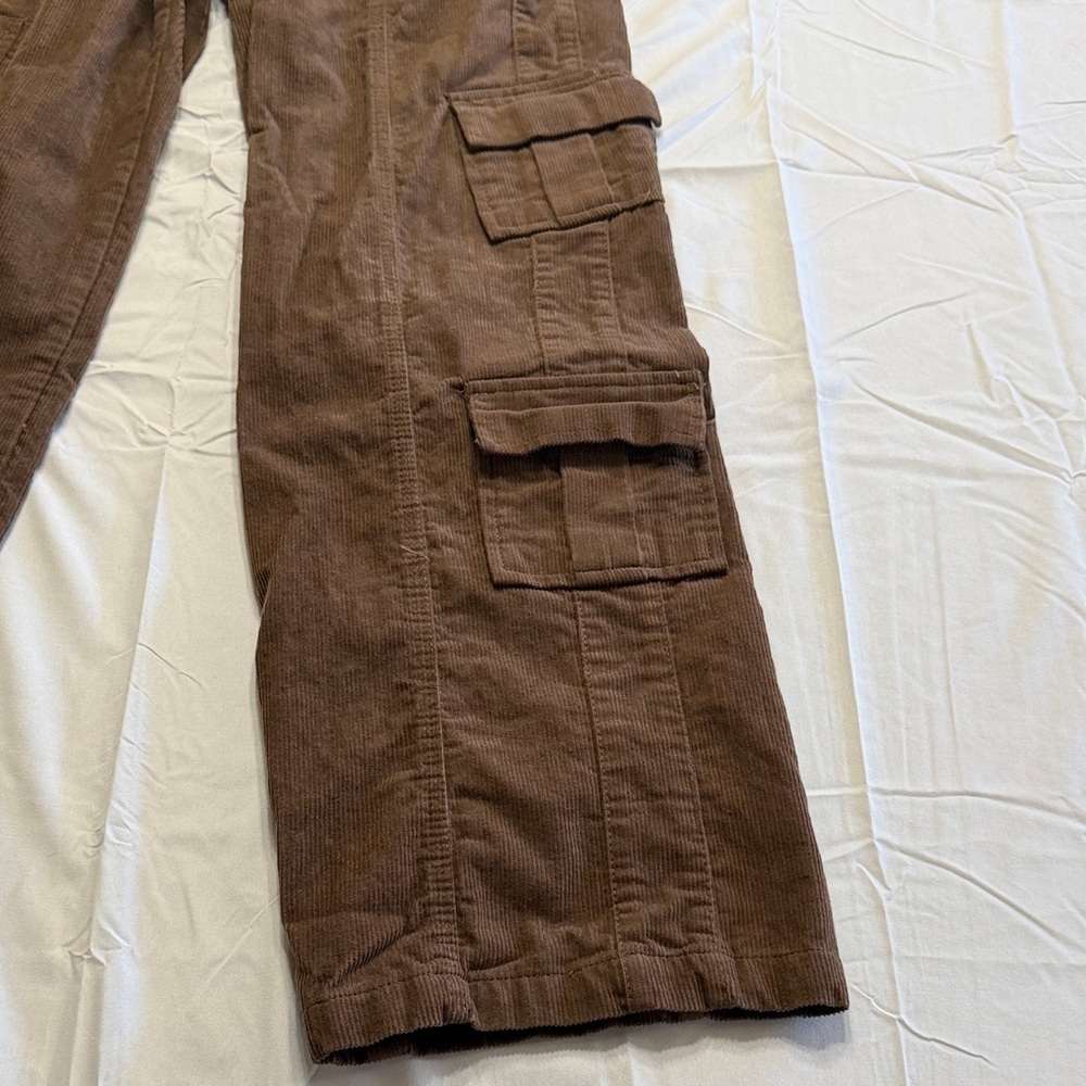 Juniors Brown Corduroy Cargo Pants Size 5/27 - Picture 5 of 9